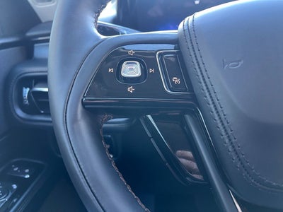 2026 Lincoln Aviator Premiere AWD | Pano Roof | HUD | 360 Cam | LKAS