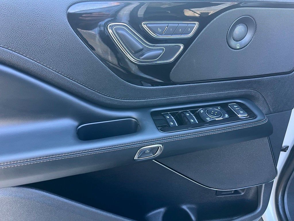2026 Lincoln Aviator Premiere AWD | Pano Roof | HUD | 360 Cam | LKAS