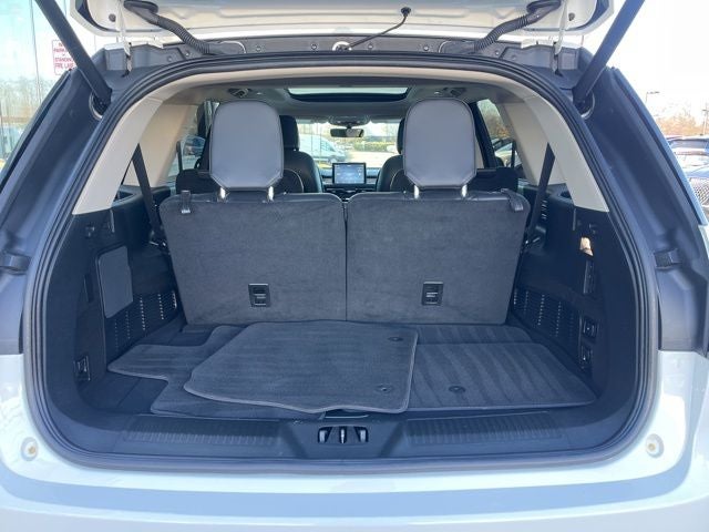 2024 Lincoln Aviator Premiere 4WD | Pano Roof | 360 Cam | Trailer Tow Pkg