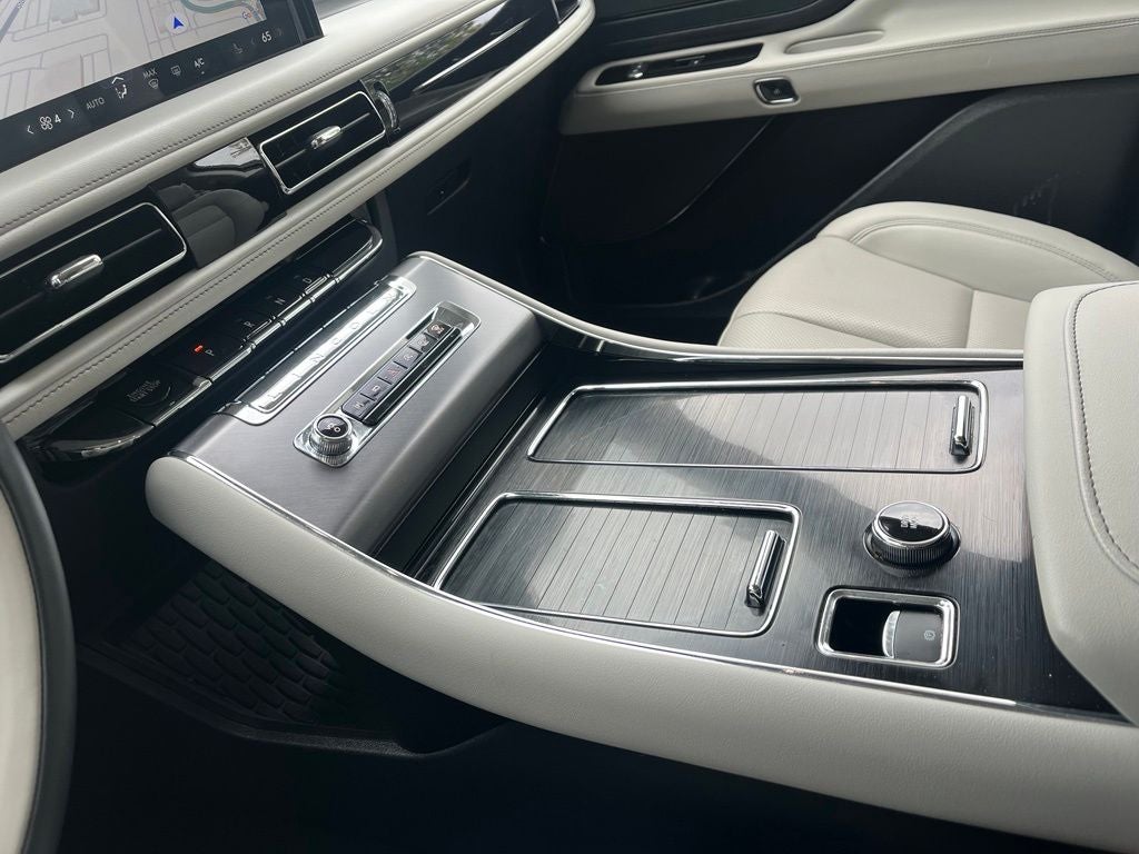 2025 Lincoln Aviator Premiere AWD | Pano Roof | 360 Cam | BLIS