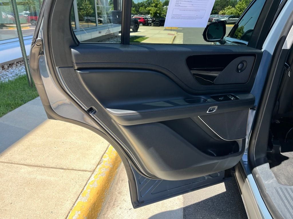2026 Lincoln Aviator Premiere III AWD | Pano Roof | 360 Cam | BLIS | HUD