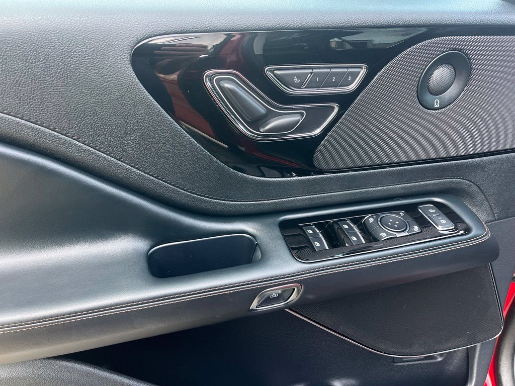 2025 Lincoln Aviator Premiere AWD | Pano Roof | HUD | 360 Cam