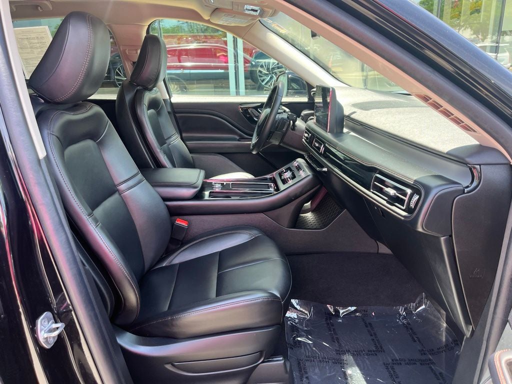 2022 Lincoln Aviator Standard AWD | Pemium Pkg | Pano Roof | BLIS
