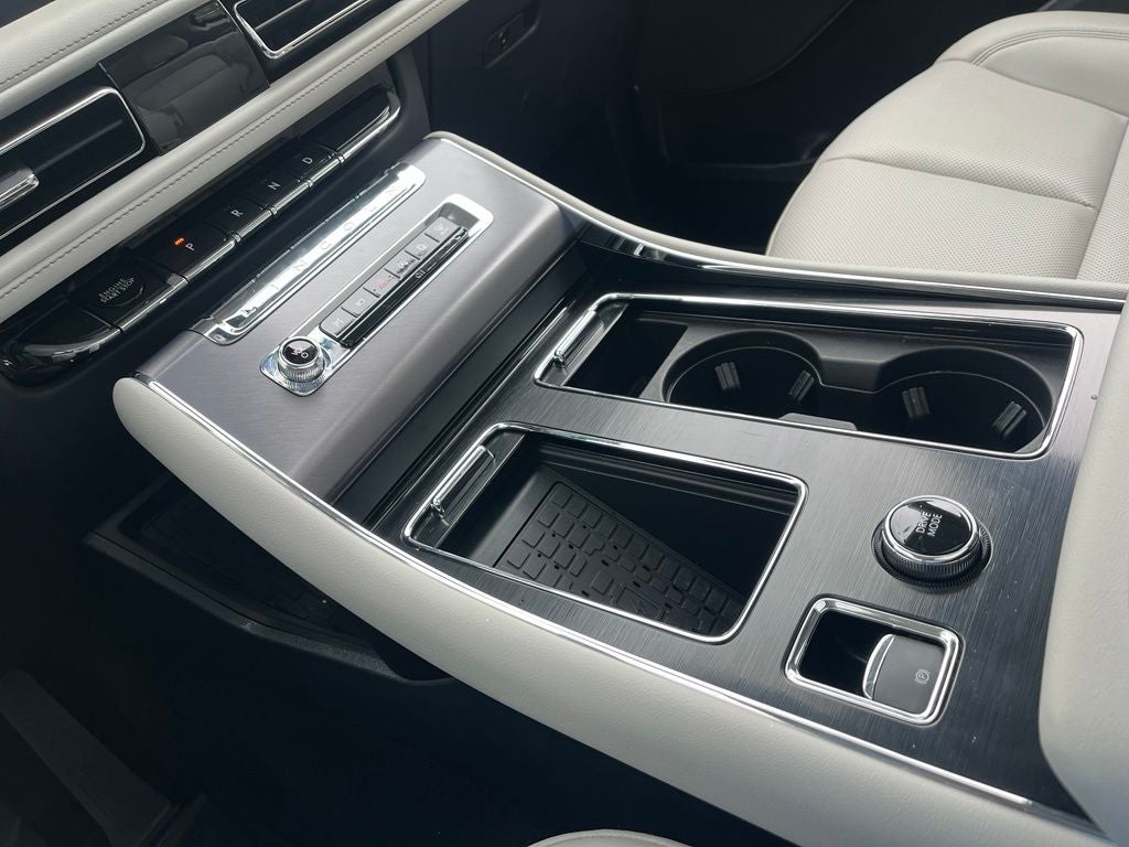 2026 Lincoln Aviator Premiere III AWD | Pano Roof | 360 Cam | BLIS | HUD