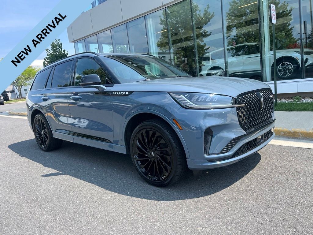 2025 Lincoln Aviator Reserve AWD | Pano Roof | 360 Cam | BLIS | Jet Pkg