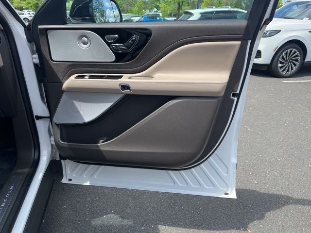 2023 Lincoln Aviator Reserve AWD | Pano Roof | 360 Cam | Dynamic Pkg