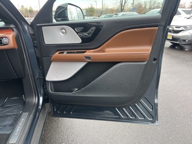 2022 Lincoln Aviator Reserve AWD | Pano Roof | 360 Cam | Lux Pkg | Element Plus