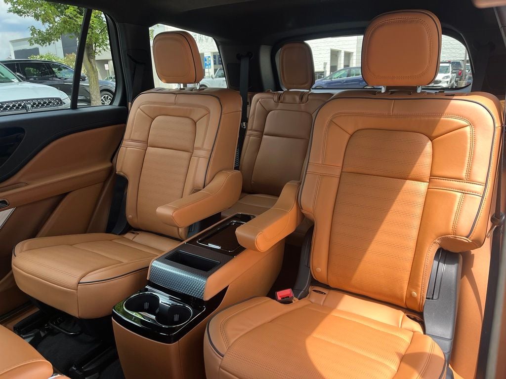 2026 Lincoln Aviator Black Label AWD | Pano Roof | 360 Cam | BLIS | HUD
