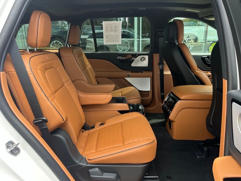 2026 Lincoln Aviator Black Label AWD | Pano Roof | 360 Cam | BLIS | HUD
