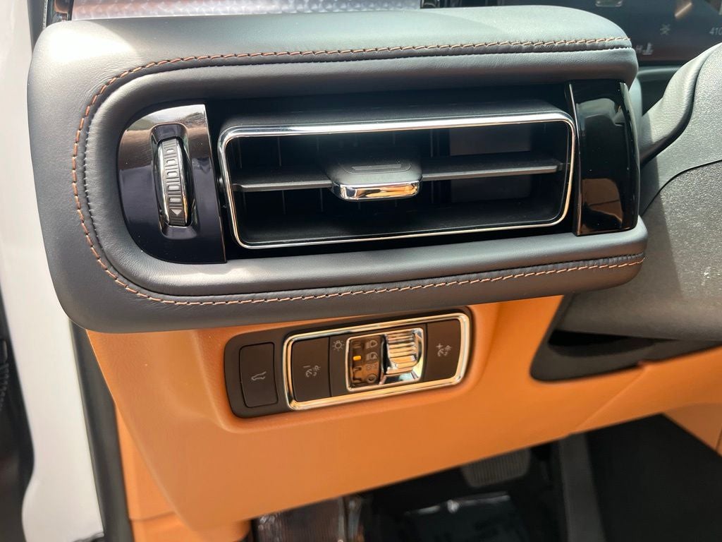 2026 Lincoln Aviator Black Label AWD | Pano Roof | 360 Cam | BLIS | HUD