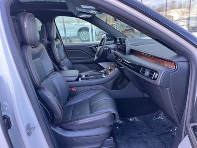 2025 Lincoln Aviator Black Label AWD | Pano Roof | 360 Camera | Jet Appear Pkg