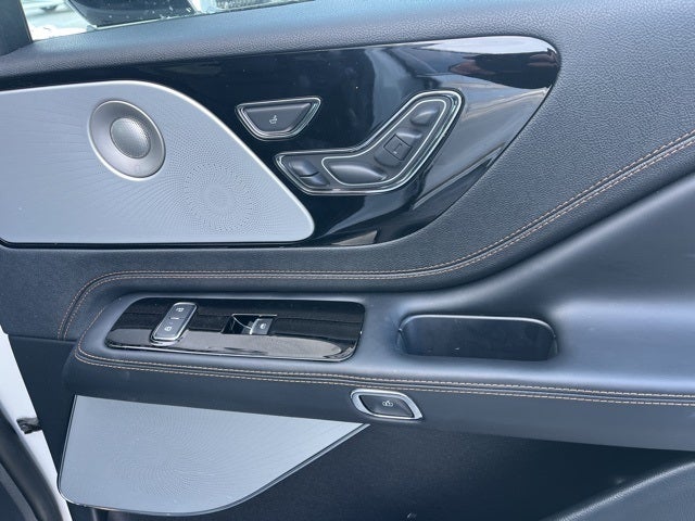 2025 Lincoln Aviator Black Label AWD | Pano Roof | 360 Camera | Jet Appear Pkg