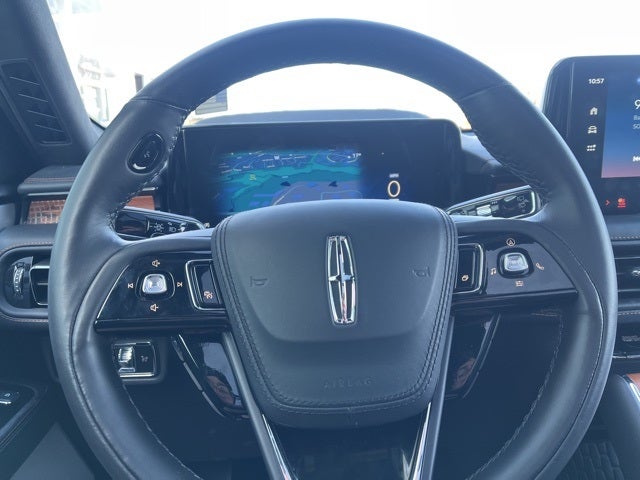 2025 Lincoln Aviator Black Label AWD | Pano Roof | 360 Camera | Jet Appear Pkg