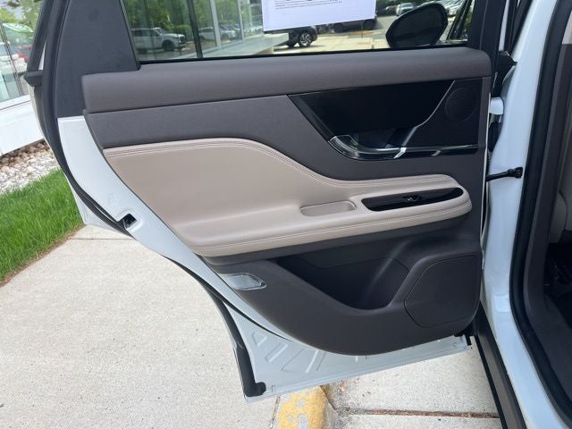 2024 Lincoln Corsair Premiere | Adaptive Cruise | Heated Front Seats | BLIS