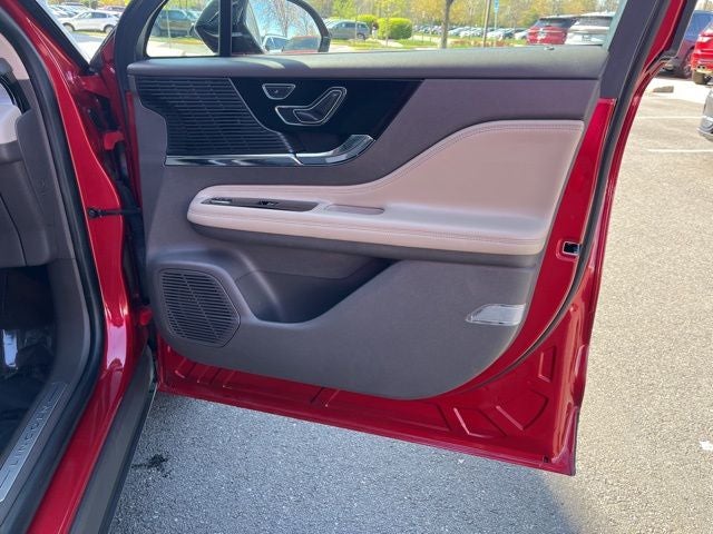 2021 Lincoln Corsair Standard AWD | Pano Roof | BLIS | Premium Pkg