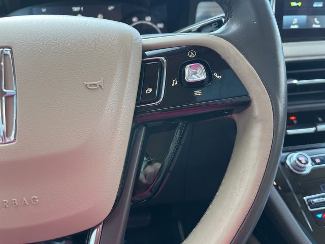 2021 Lincoln Corsair Standard AWD | Pano Roof | BLIS | Premium Pkg