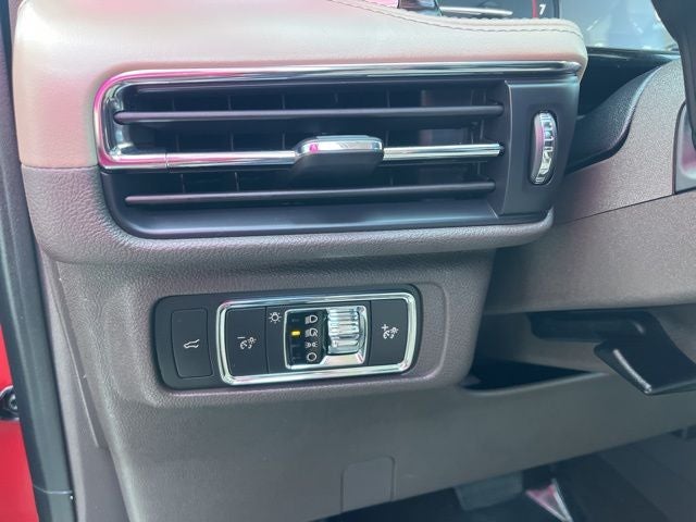 2021 Lincoln Corsair Standard AWD | Pano Roof | BLIS | Premium Pkg