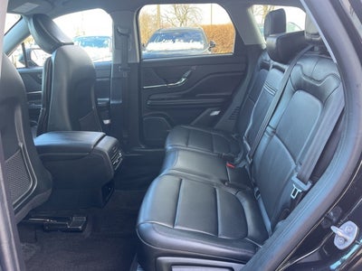 2022 Lincoln Corsair Standard | Elements Pack | Convenience Pack | Pano Moonroof