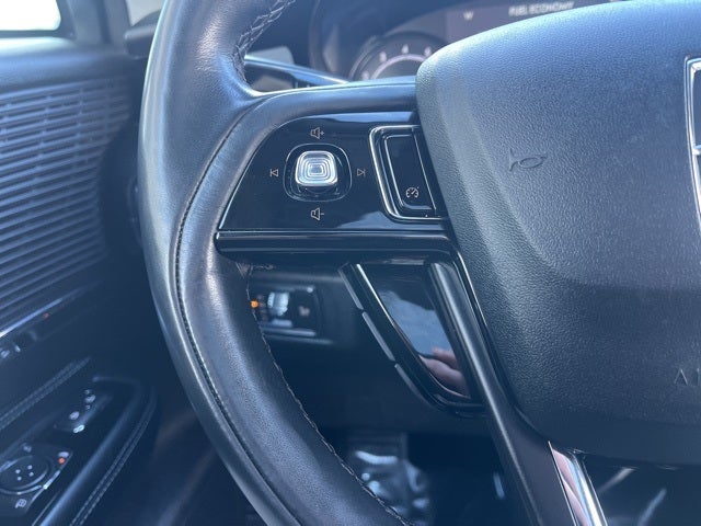 2022 Lincoln Corsair Standard | Elements Pack | Convenience Pack | Pano Moonroof