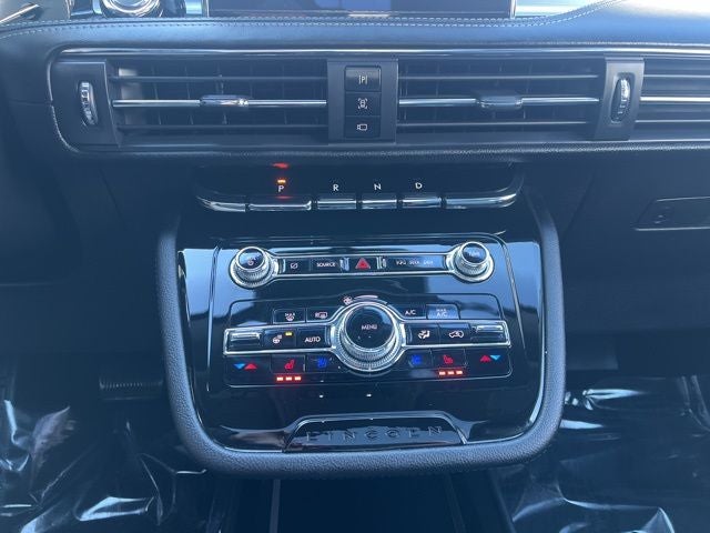 2022 Lincoln Corsair Standard | Elements Pack | Convenience Pack | Pano Moonroof