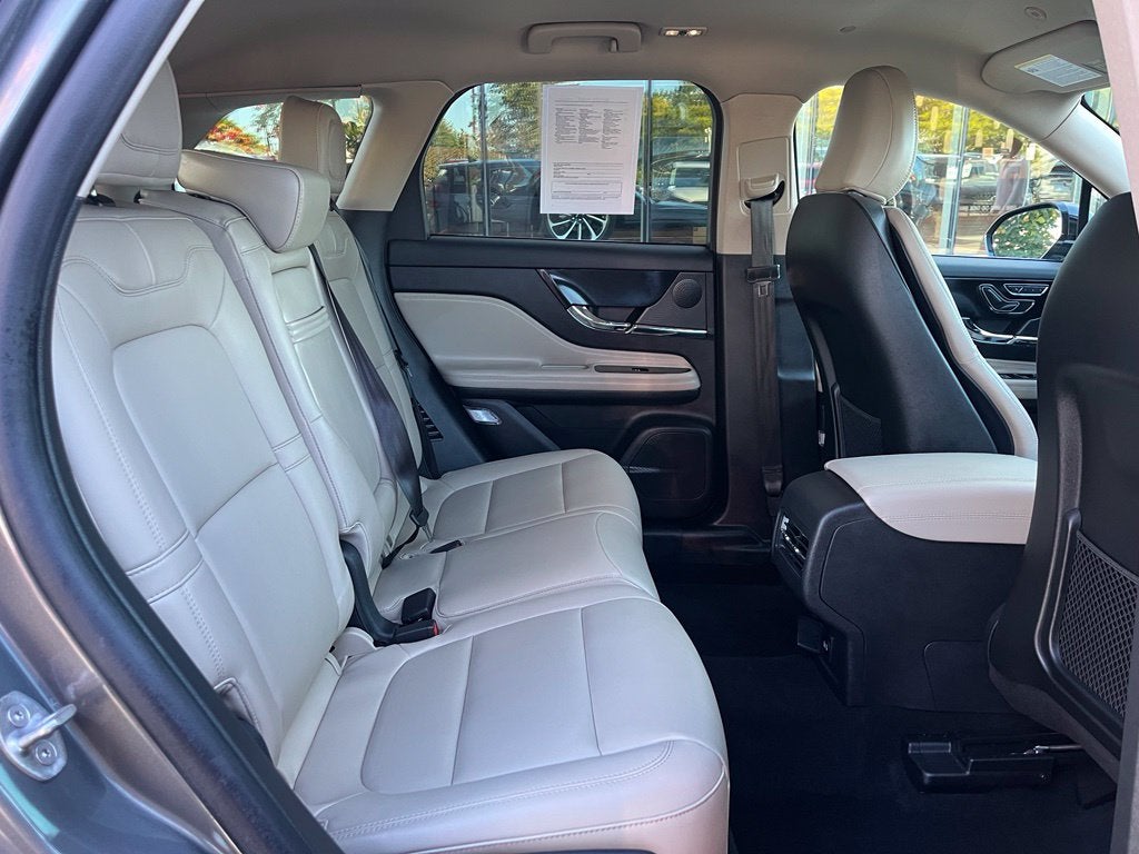 2025 Lincoln Corsair Premiere AWD | BLIS | LKAS | CarPlay/Android