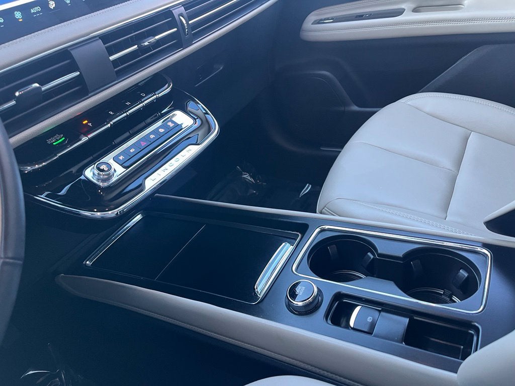 2025 Lincoln Corsair Premiere AWD | BLIS | LKAS | CarPlay/Android