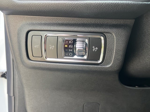 2025 Lincoln Corsair Reserve AWD | 360 Camera | Pano Roof | BLIS | Towing Pkg