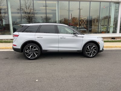 2025 Lincoln Corsair Reserve AWD | 360 Camera | Pano Roof | BLIS | Towing Pkg