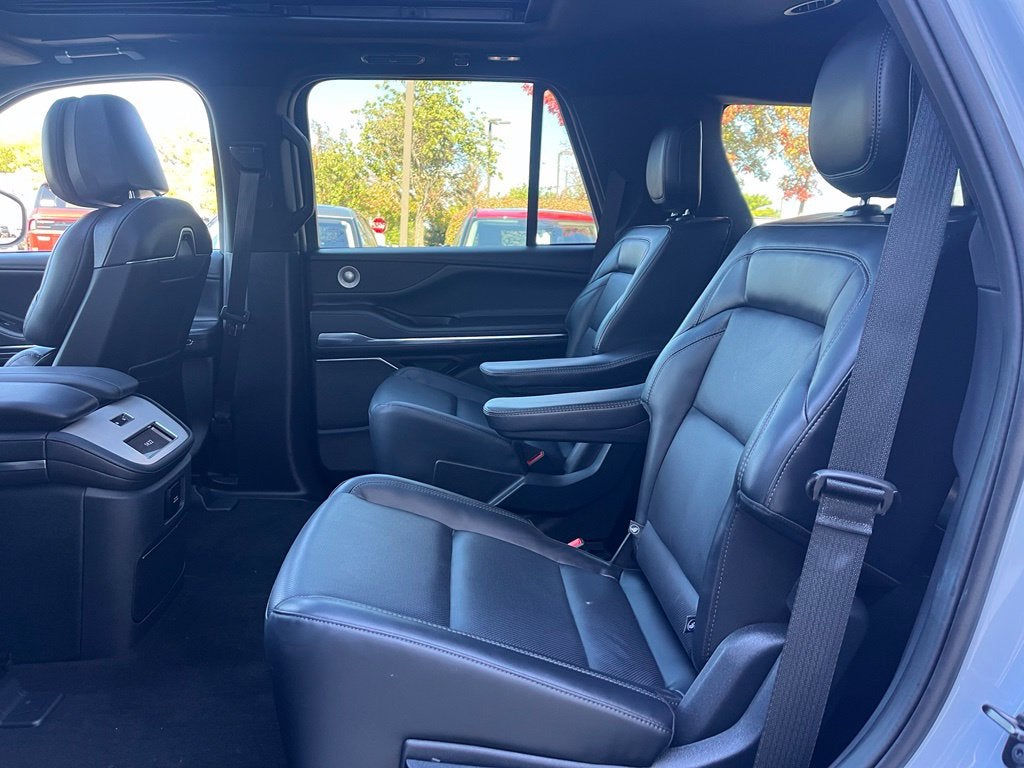 2025 Lincoln Navigator Reserve 4WD | Pano Roof | 360 Cam | BLIS | Jet Pkg
