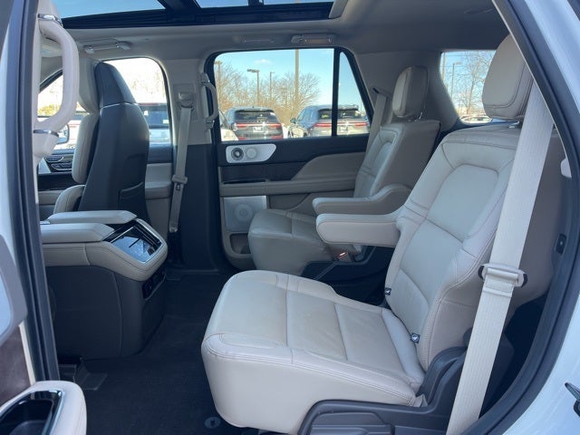 2023 Lincoln Navigator Reserve | Monochromatic Pack | Pano Moonroof | 360 Cam |