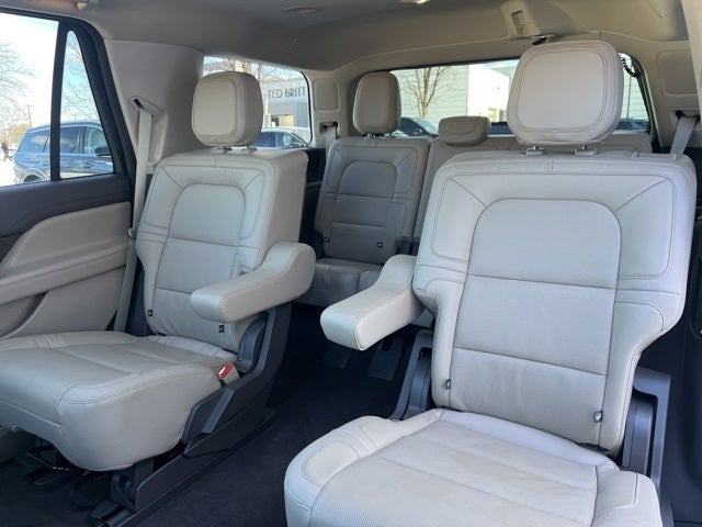 2023 Lincoln Navigator Reserve | Monochromatic Pack | Pano Moonroof | 360 Cam |