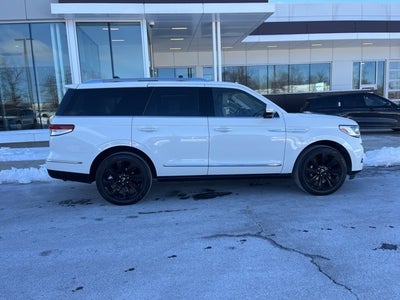 2023 Lincoln Navigator Reserve | Monochromatic Pack | Pano Moonroof | 360 Cam |