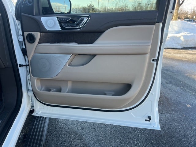 2023 Lincoln Navigator L L Reserve 4WD | Pano Roof | 360 Cam | HD Tow | Lux Pkg