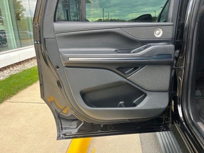 2025 Lincoln Navigator L Reserve 4WD | Pano Roof | Jet App Pkg | 360 Cam