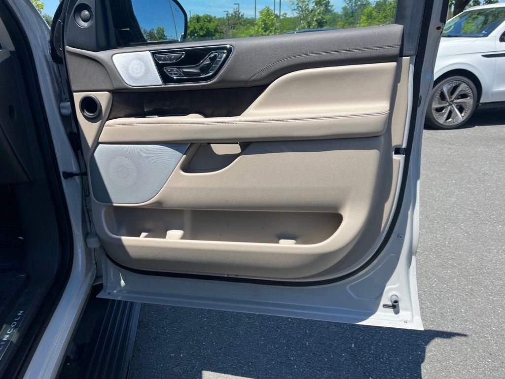 2023 Lincoln Navigator L Reserve 4WD | Pano Roof | 360 Cam | HUD | Luxury Pkg