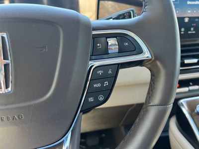 2023 Lincoln Navigator L Reserve 4WD | Pano Roof | 360 Cam | HUD | Luxury Pkg