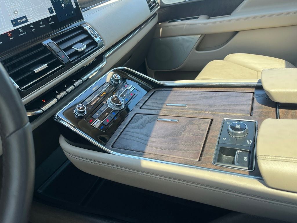 2023 Lincoln Navigator L Reserve 4WD | Pano Roof | 360 Cam | HUD | Luxury Pkg