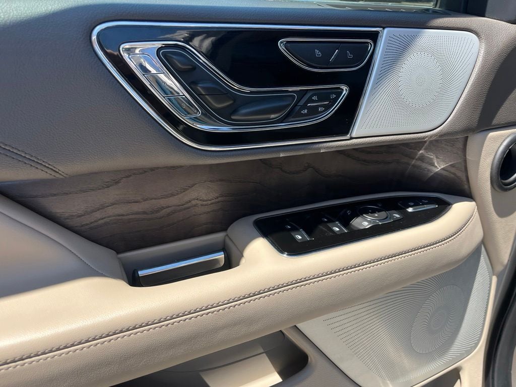 2023 Lincoln Navigator L Reserve 4WD | Pano Roof | 360 Cam | HUD | Luxury Pkg