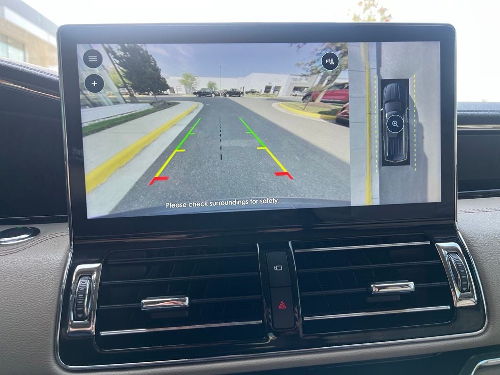 2023 Lincoln Navigator L Reserve 4WD | Pano Roof | 360 Cam | Luxury Pkg
