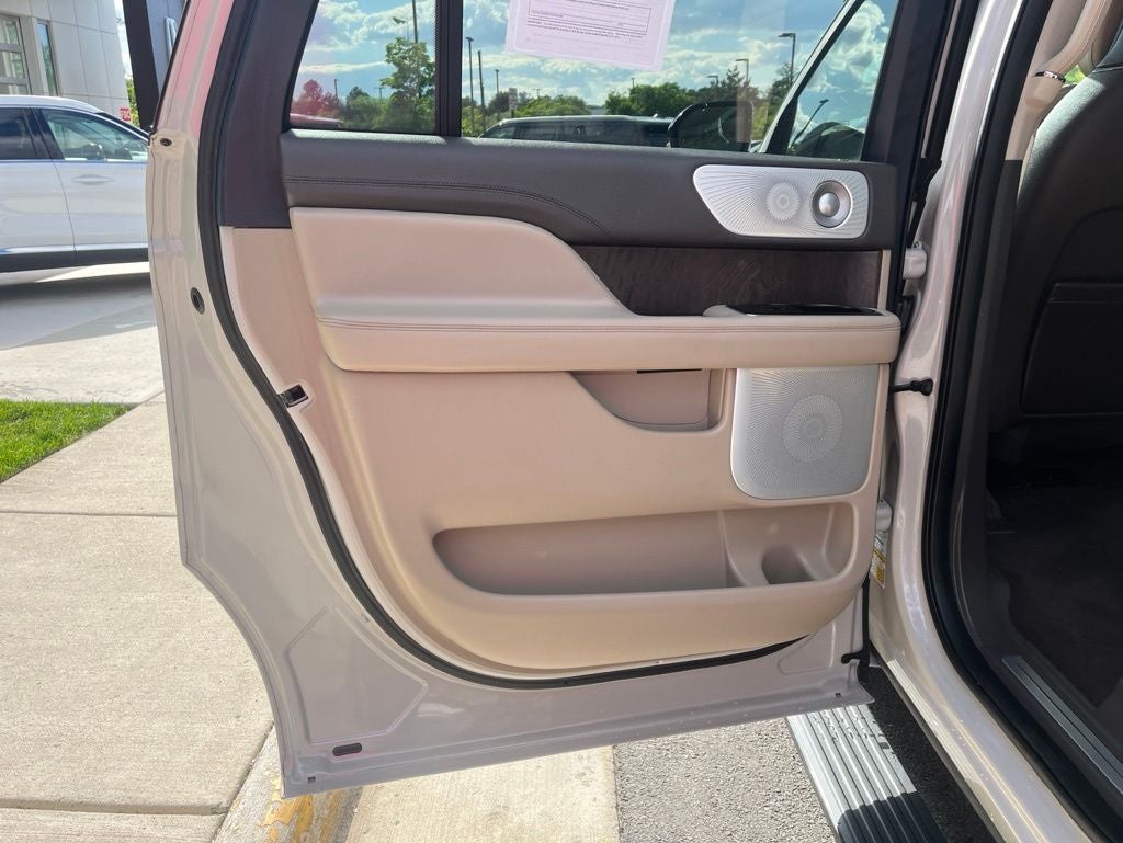 2024 Lincoln Navigator L Reserve | Bluecruise Equip | 360 Camera | HUD | Pano Roof