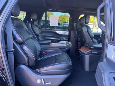 2026 Lincoln Navigator L Black Label AWD | Pano Roof | 360 Cam | Massage Seats
