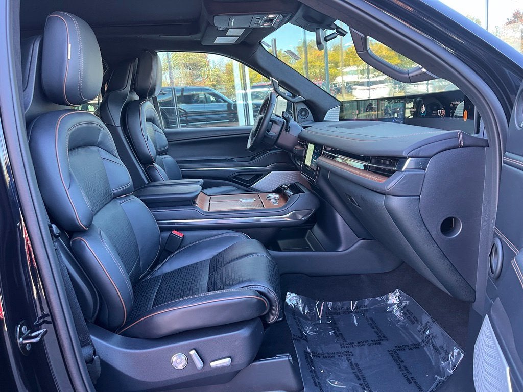 2026 Lincoln Navigator L Black Label AWD | Pano Roof | 360 Cam | Massage Seats
