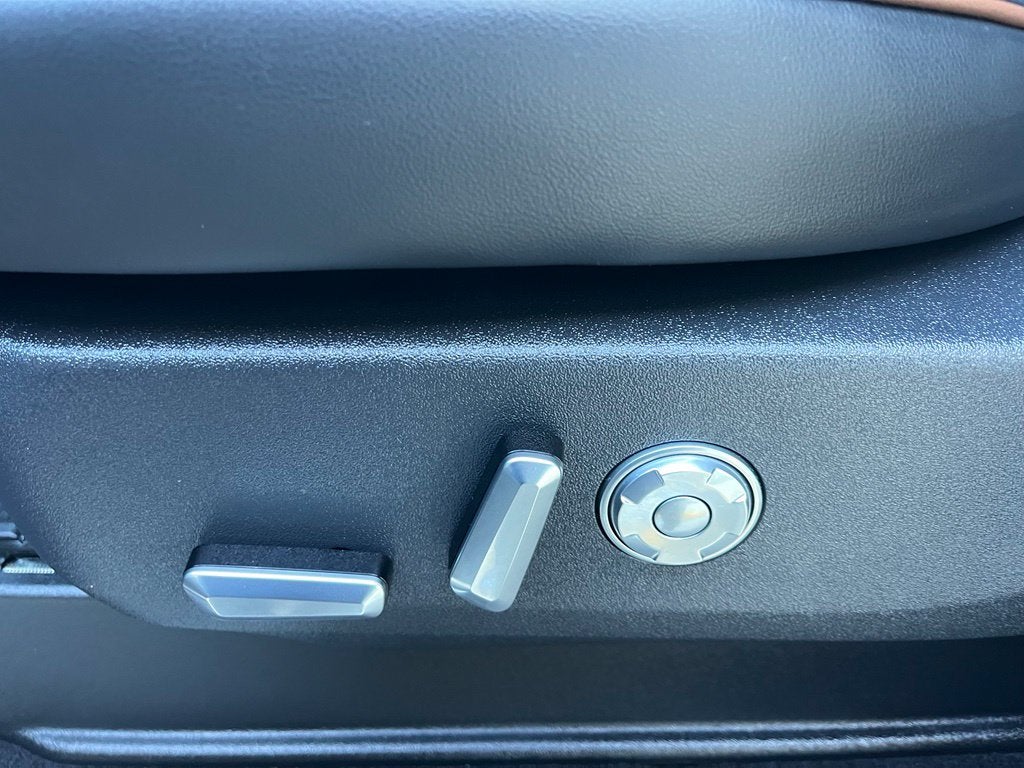 2026 Lincoln Navigator L Black Label AWD | Pano Roof | 360 Cam | Massage Seats