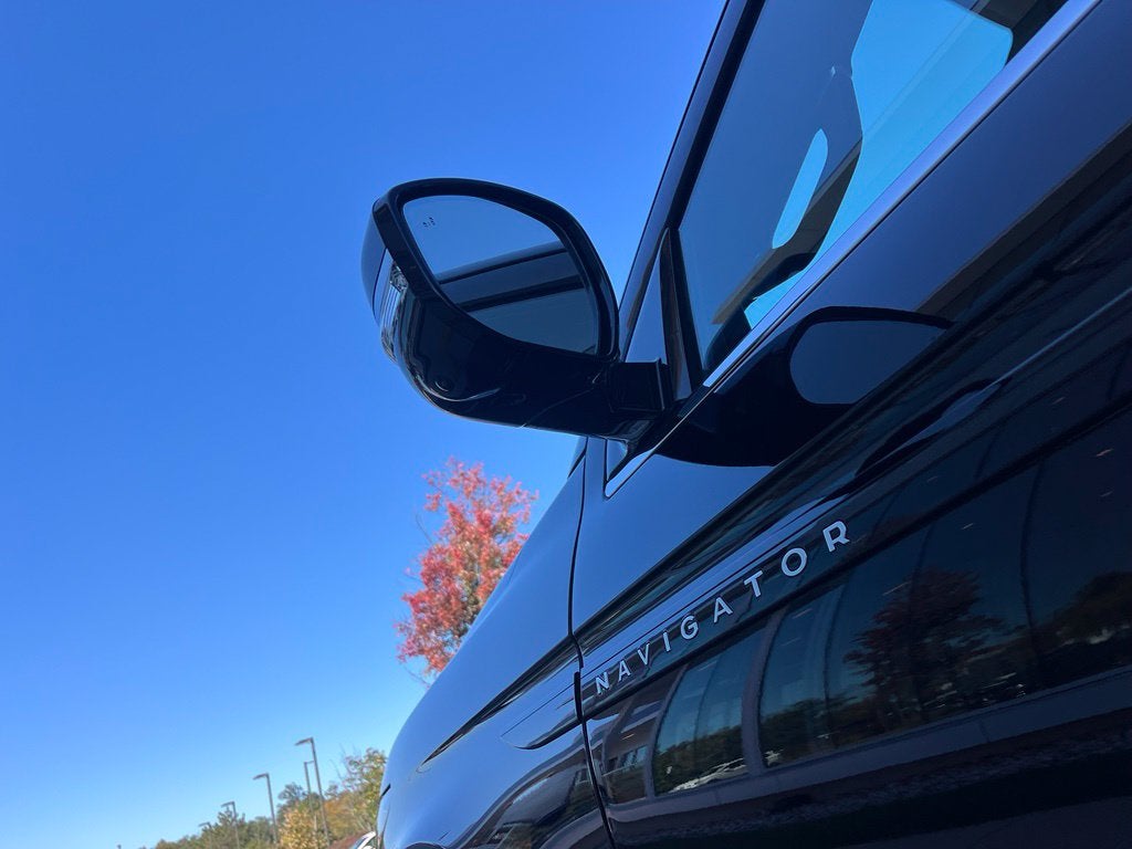 2026 Lincoln Navigator L Black Label AWD | Pano Roof | 360 Cam | Massage Seats