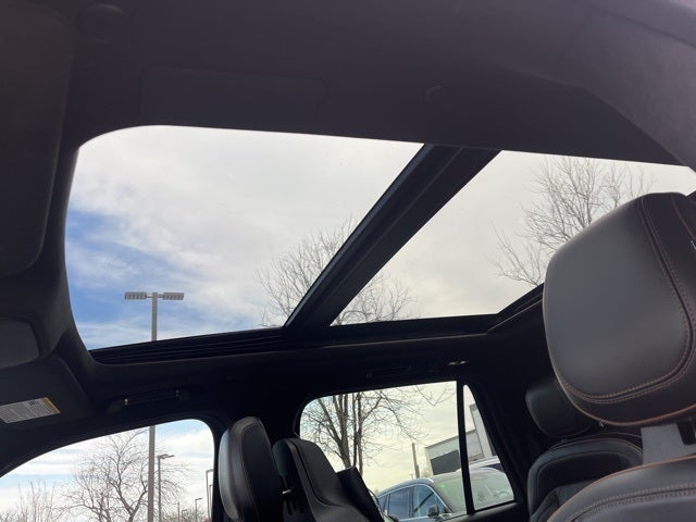 2025 Lincoln Navigator L Black Label 4WD | Special Edition Package