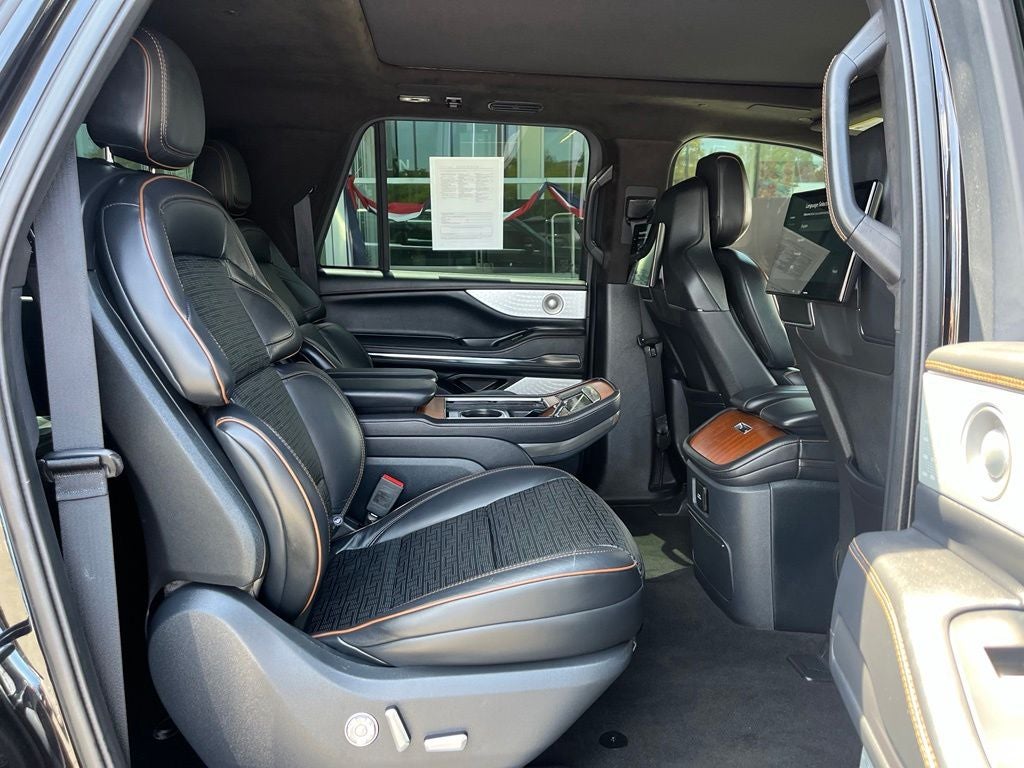 2025 Lincoln Navigator L Black Label 4WD | Pano Roof | 360 Cam | BLIS