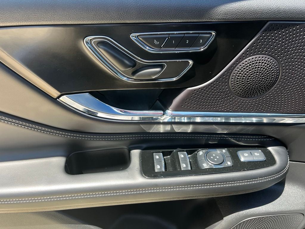 2024 Lincoln Corsair Plug-In Hybrid Grand Touring AWD | Pano Roof | BLIS