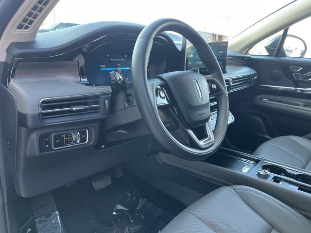 2025 Lincoln Corsair Plug-In Hybrid Grand Touring AWD | Pano Roof | 360 Cam | BLIS