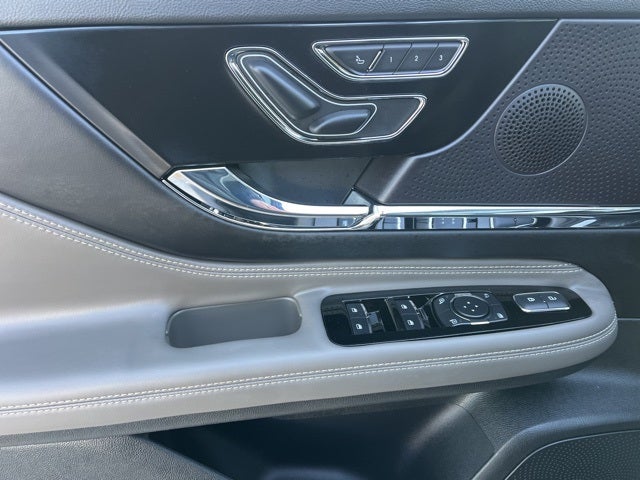 2025 Lincoln Corsair Plug-In Hybrid Grand Touring AWD | Pano Roof | 360 Cam | BLIS