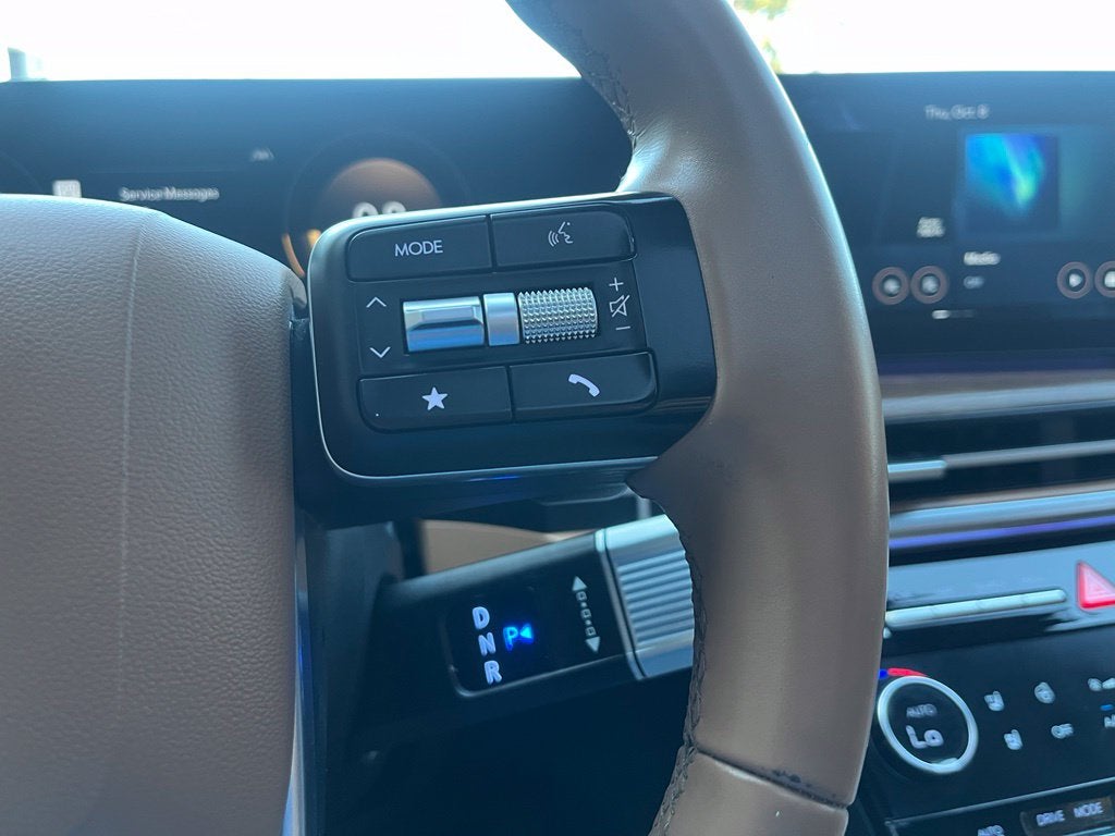 2025 Hyundai Santa Fe Limited AWD | Moonroof | BLIS | Remote Start | LKAS